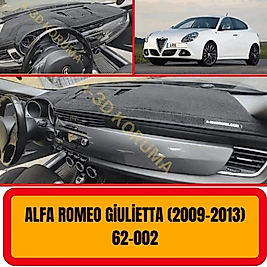 Alfa Romeo Giulietta (2009 - 2013) Konsol Torpido Koruma Kılıfı - Torpido Koruyucu Halısı