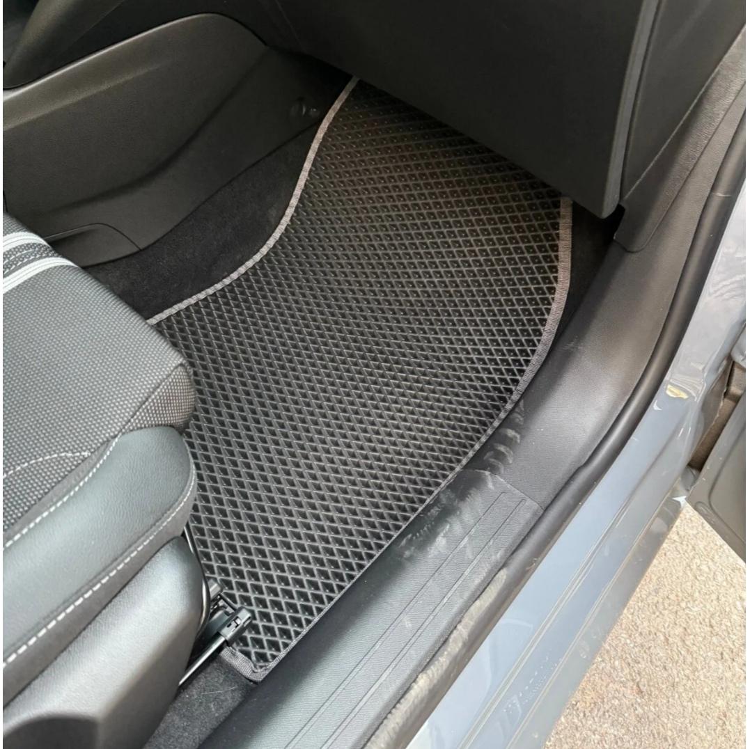 Opel Corsa F 2019 + Akıllı Premium Eva Oto Paspas (Aksesuarlar Fiyata Dahil Değildir)