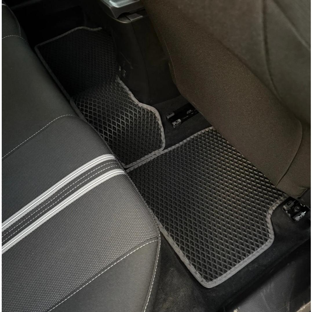 Opel Corsa F 2019 + Akıllı Premium Eva Oto Paspas (Aksesuarlar Fiyata Dahil Değildir)