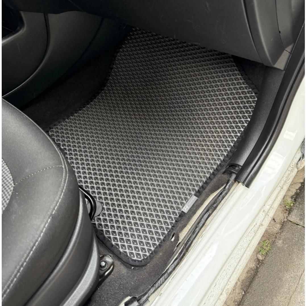 Hyundai İ20 2014 - 2020 Akıllı Premium Eva Oto Paspas (Aksesuarlar Fiyata Dahil Değildir)