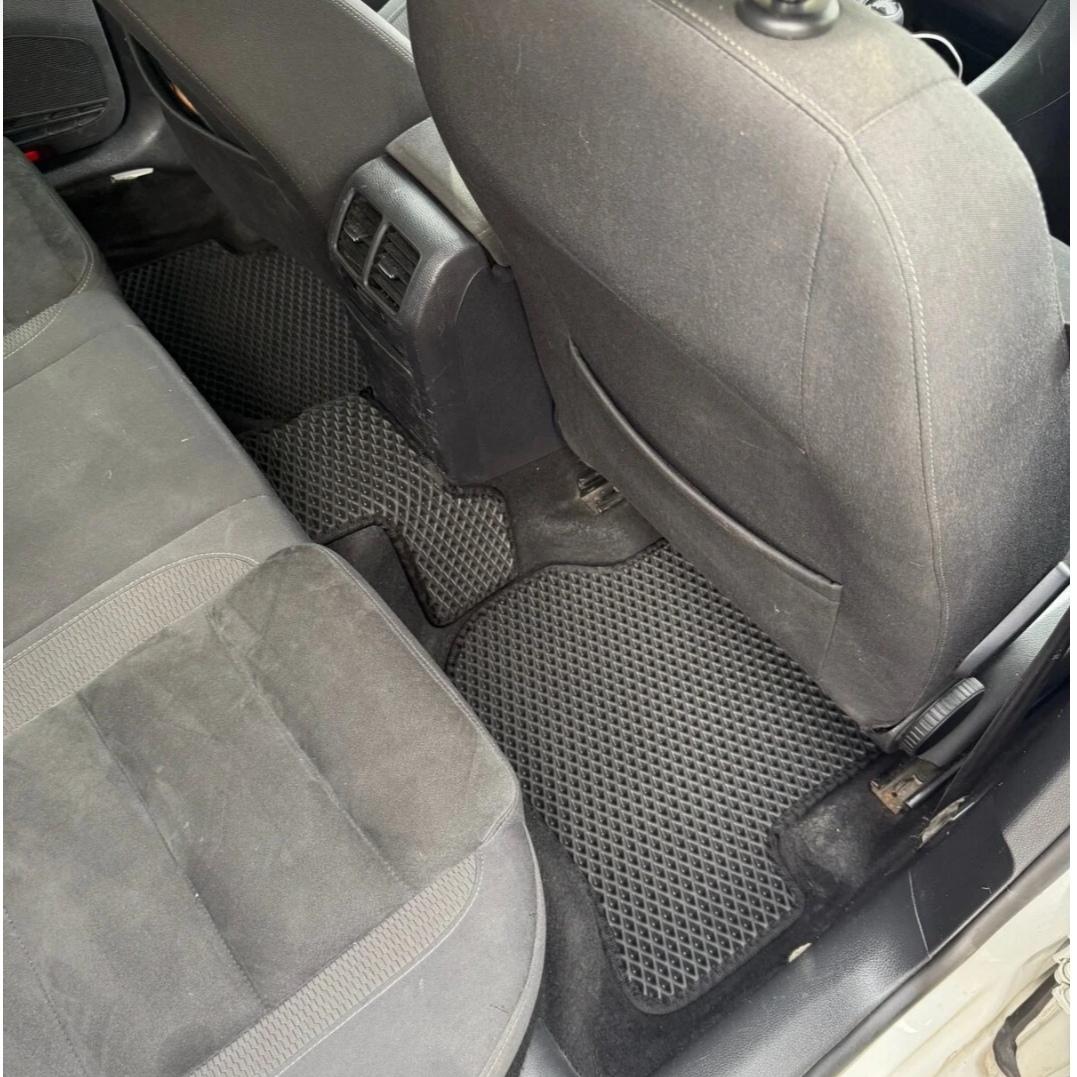 Volkswagen Golf 6 2009 - 2013 Kasa Akıllı Premium Eva Oto Paspas (Aksesuarlar Fiyata Dahil Değildir)