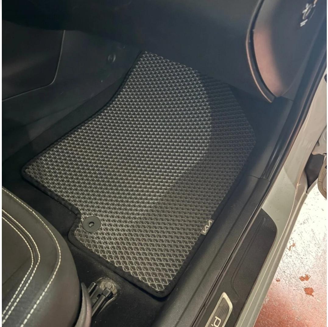 Kia Ceed 2012 - 2018 Akıllı Premium Eva Oto Paspas (Aksesuarlar Fiyata Dahil Değildir)