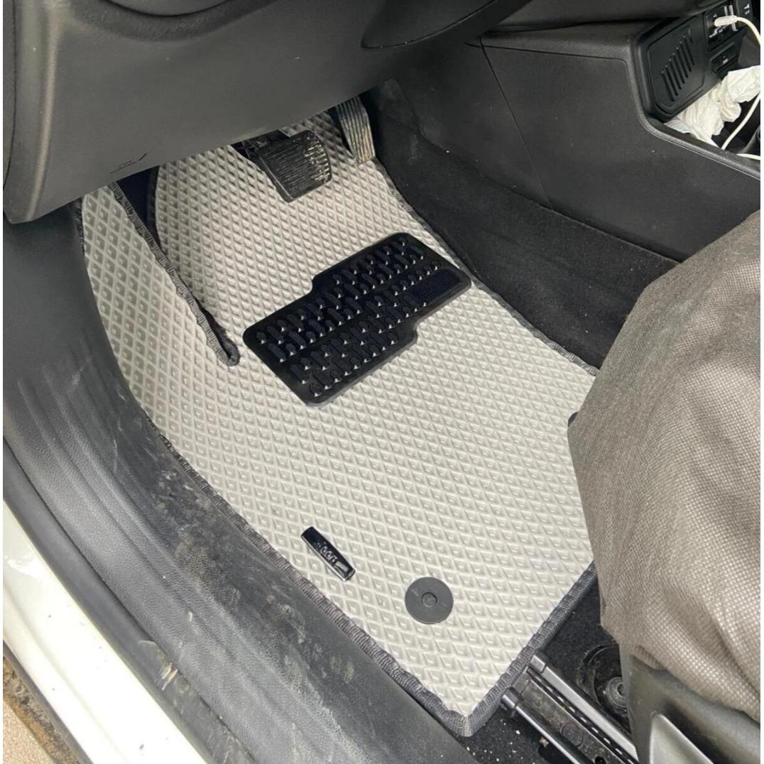 Jeep Renegade Akıllı Premium Eva Oto Paspas (Aksesuarlar Fiyata Dahil Değildir)