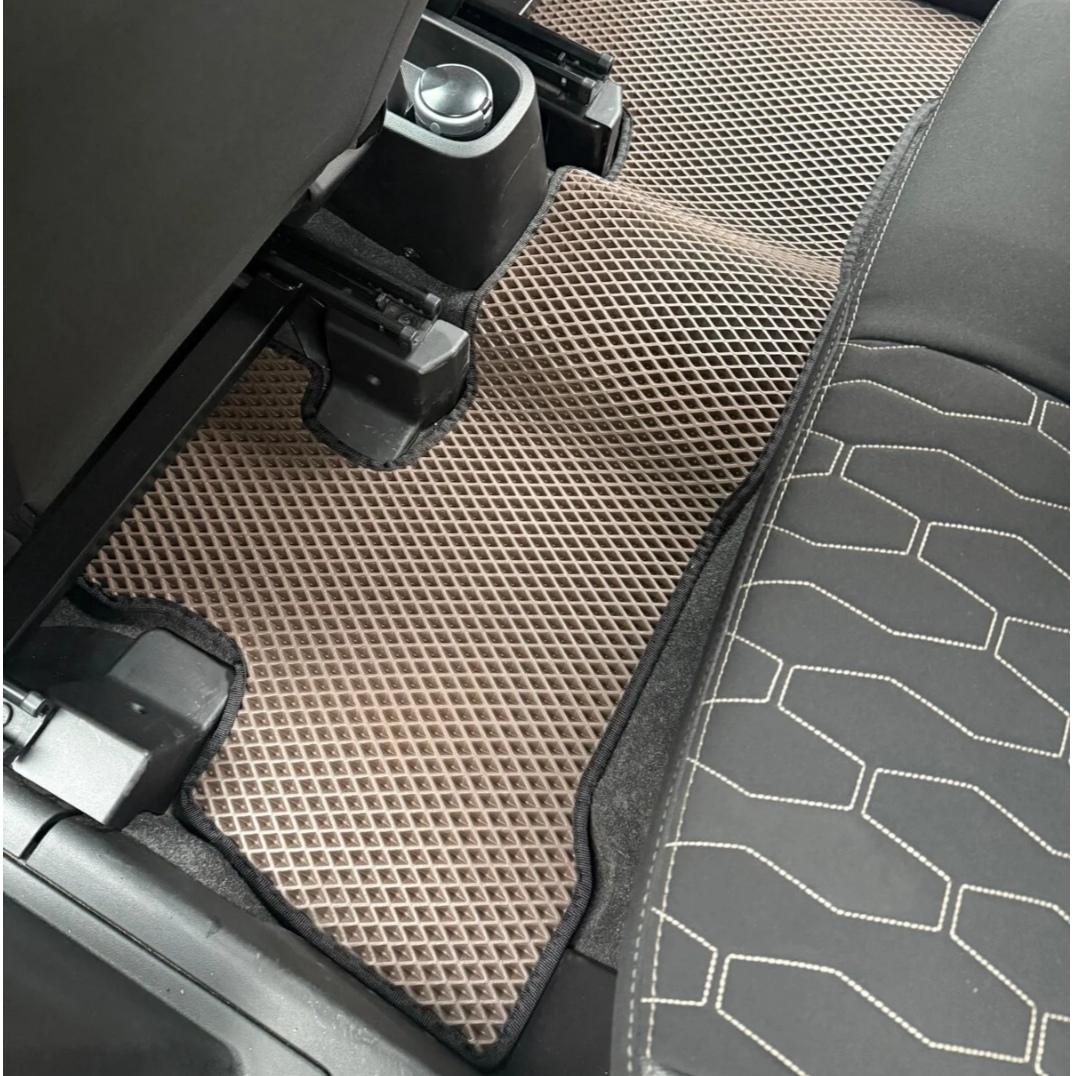 Fiat Fiorino 2007 - 2020 Kasa Akıllı Premium Eva Oto Paspas (Aksesuarlar Fiyata Dahil Değildir)