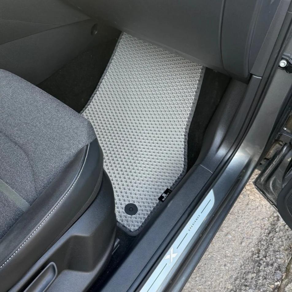 Seat Ateca 2017+ Akıllı Premium Eva Oto Paspas (Aksesuarlar Fiyata Dahil Değildir)