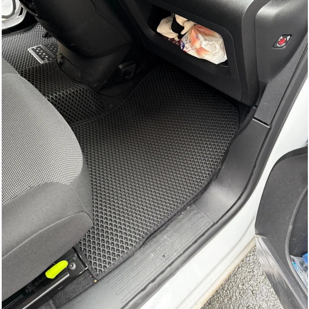 Citroen Berlingo Kapalı Kasa 2018+ Akıllı Premium Eva Oto Paspas (Aksesuarlar Fiyata Dahil Değildir)