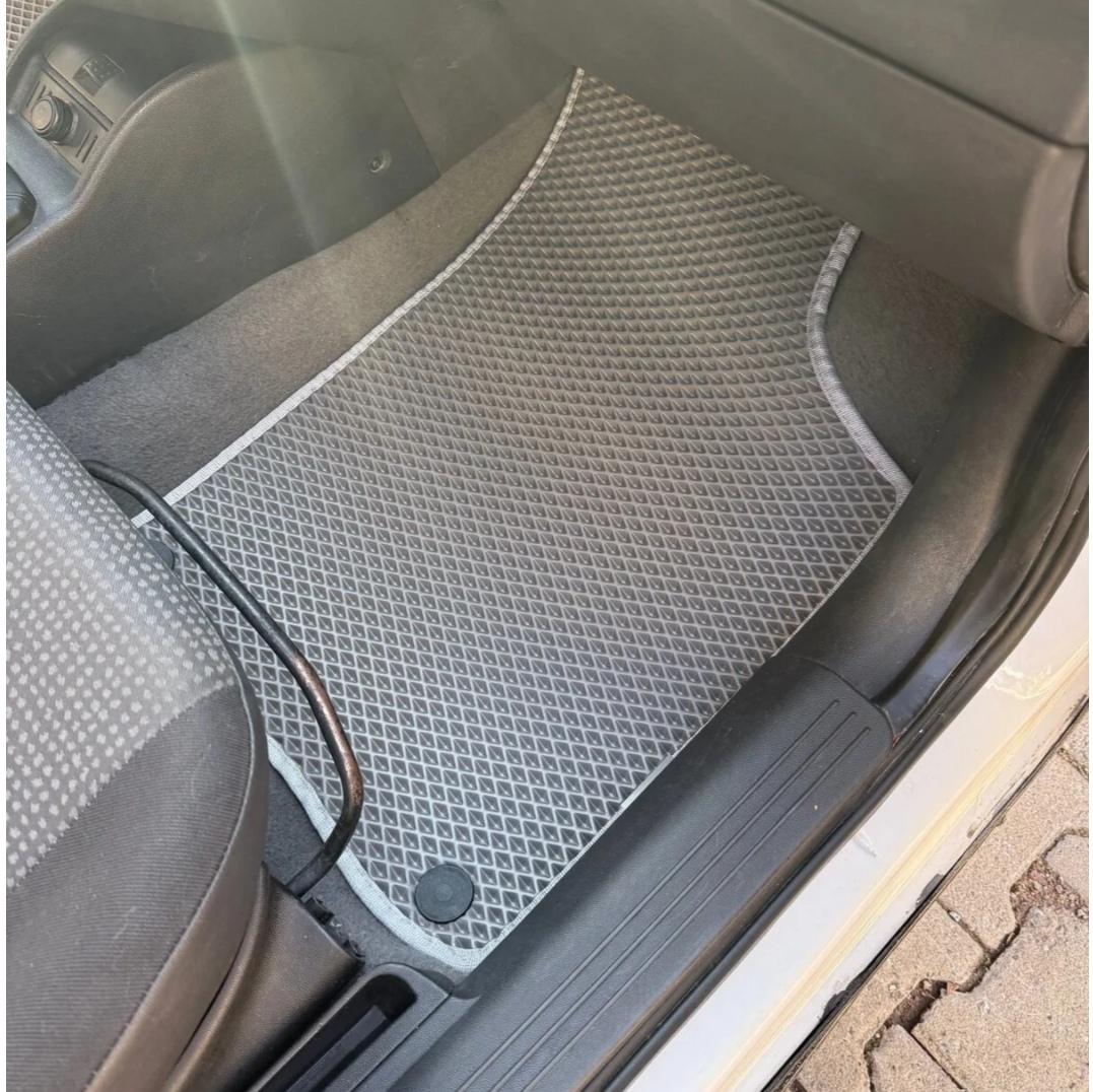 Opel Corsa C 2000 - 2006 Akıllı Premium Eva Oto Paspas (Aksesuarlar Fiyata Dahil Değildir)