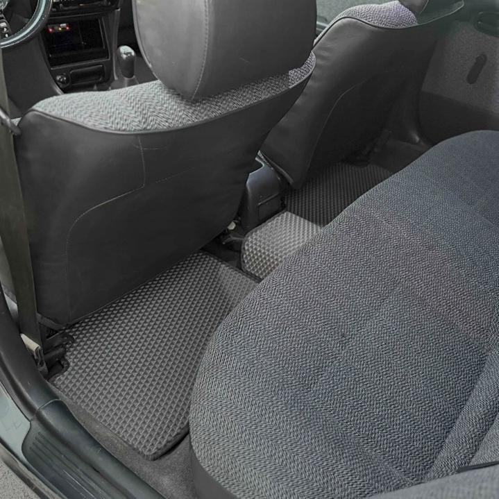 Toyota Corolla E100 1991 - 1997 Efsane Kasa Akıllı Premium Eva Oto Paspas (Aksesuarlar Fiyata Dahil Değildir)