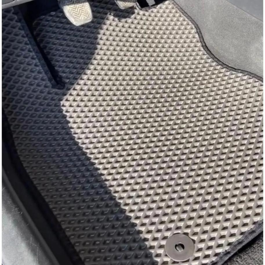 Toyota Avensis 3 2009 - 2013 Kasa Akıllı Premium Eva Oto Paspas (Aksesuarlar Fiyata Dahil Değildir)