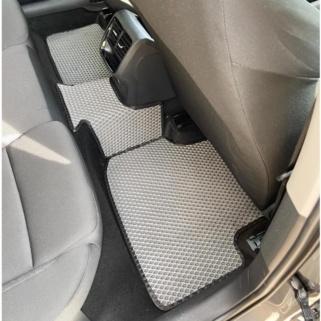 Skoda Octavia 2025+ Akıllı Premium Eva Oto Paspas (Aksesuarlar Fiyata Dahil Değildir)