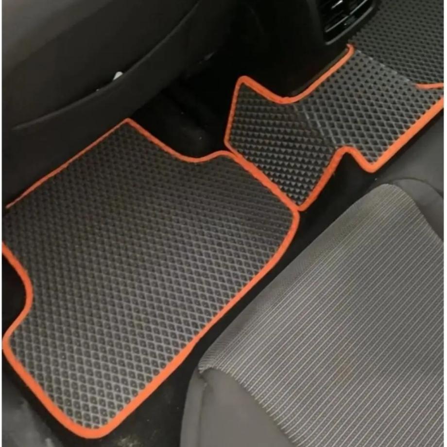 Seat Leon Mk3 2013 - 2020 Akıllı Premium Eva Oto Paspas (Aksesuarlar Fiyata Dahil Değildir)