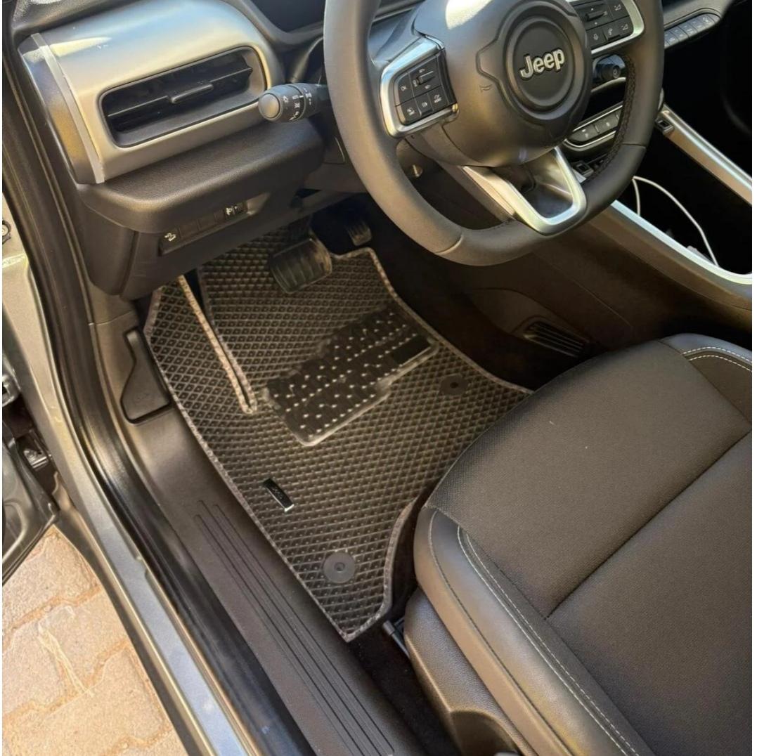 Jeep Avenger Hybrid Akıllı Premium Eva Oto Paspas (Aksesuarlar Fiyata Dahil Değildir)