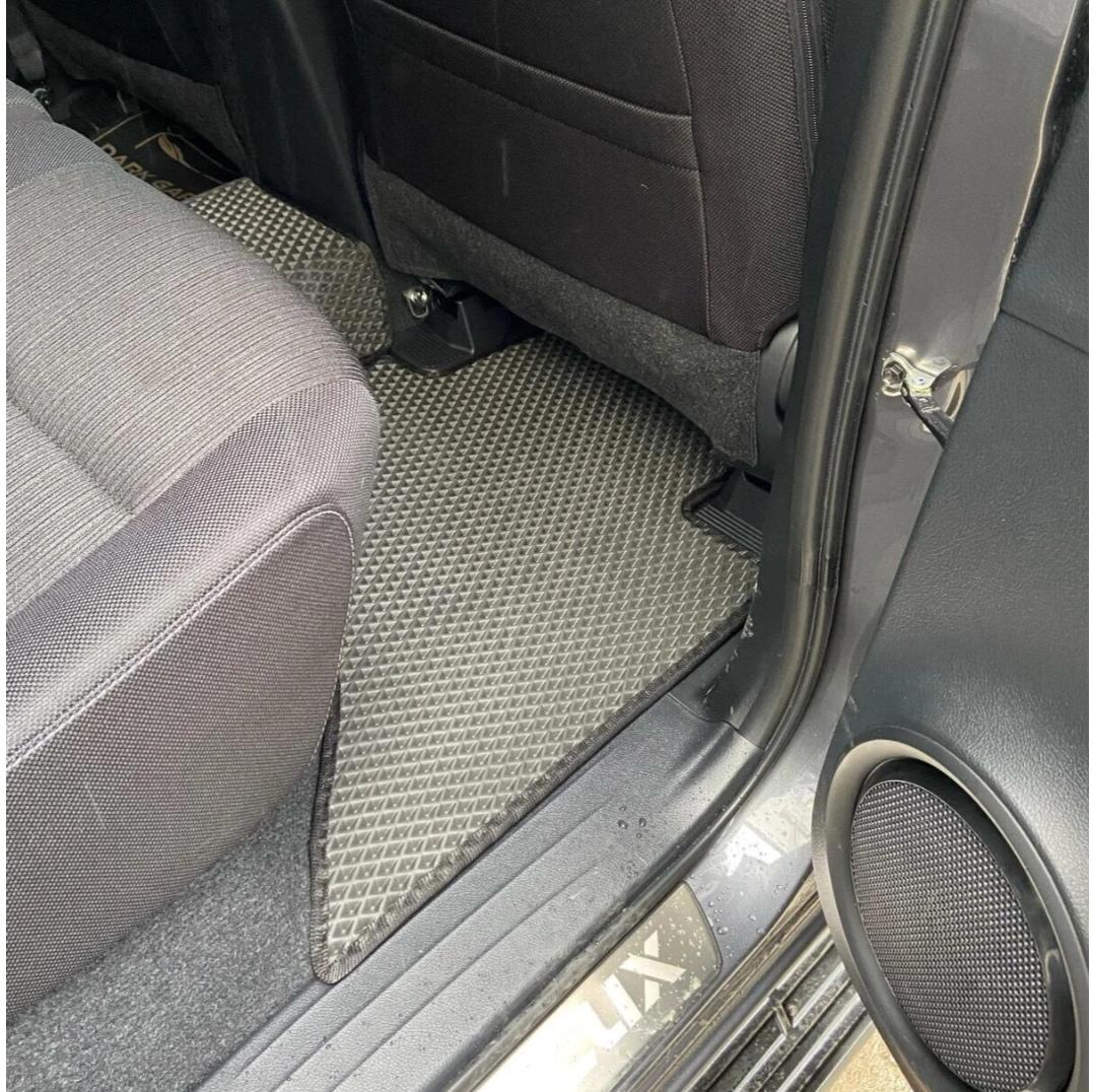 Ford Hilux 2020+ Kasa Akıllı Premium Eva Oto Paspas (Aksesuarlar Fiyata Dahil Değildir)