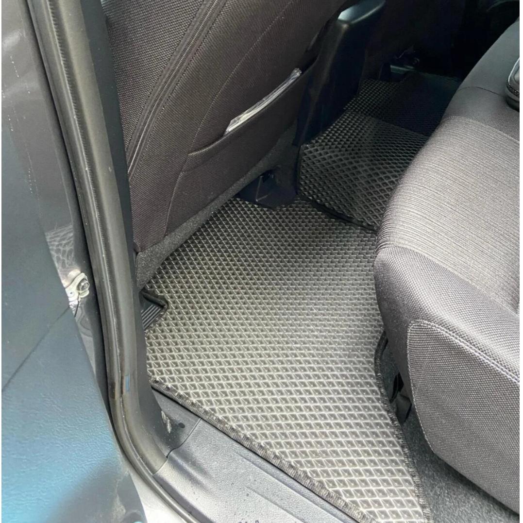 Ford Hilux 2020+ Kasa Akıllı Premium Eva Oto Paspas (Aksesuarlar Fiyata Dahil Değildir)