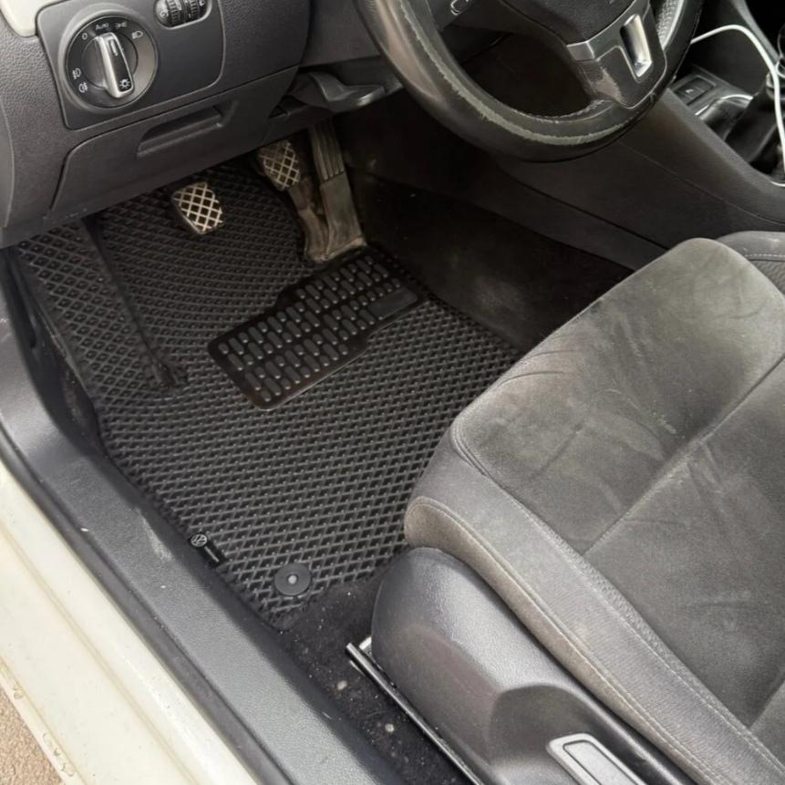 Volkswagen Golf 5 2004 - 2009 Kasa Akıllı Premium Eva Oto Paspas (Aksesuarlar Fiyata Dahil Değildir)