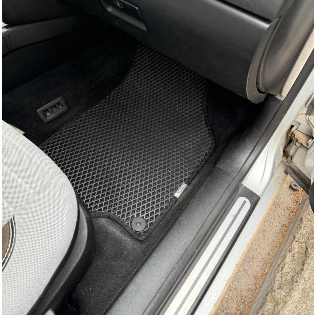 Volkswagen Bora 1998 - 2004 Kasa Akıllı Premium Eva Oto Paspas (Aksesuarlar Fiyata Dahil Değildir)