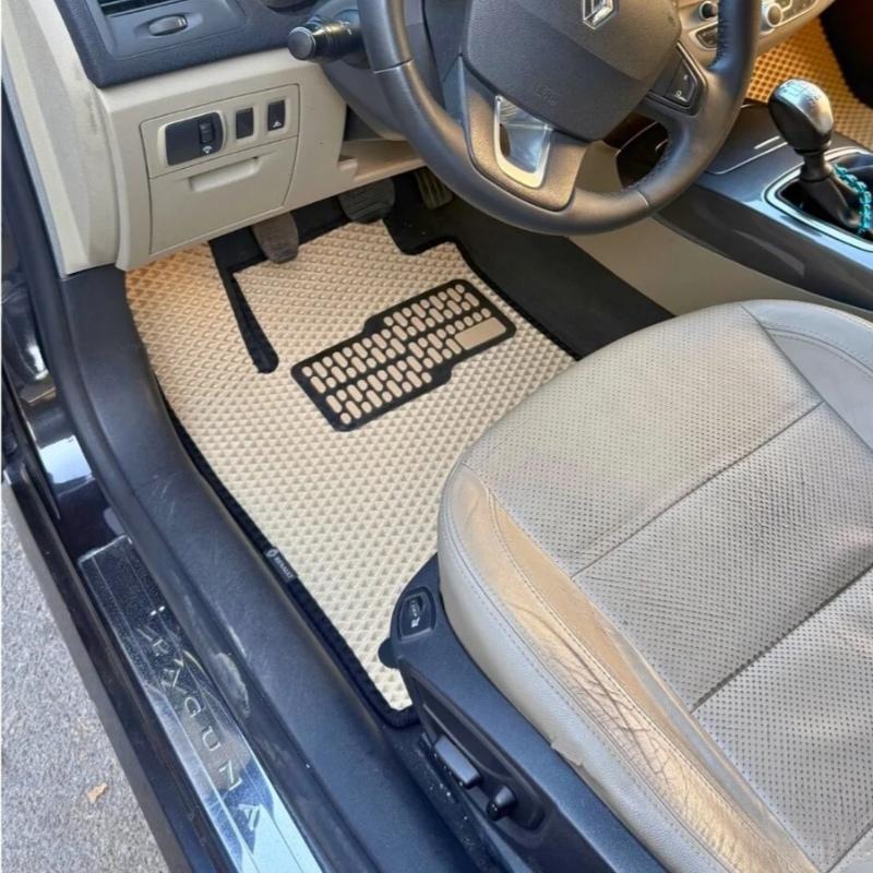 Renault Laguna 3 2008 - 2015 Akıllı Premium Eva Oto Paspas (Aksesuarlar Fiyata Dahil Değildir)