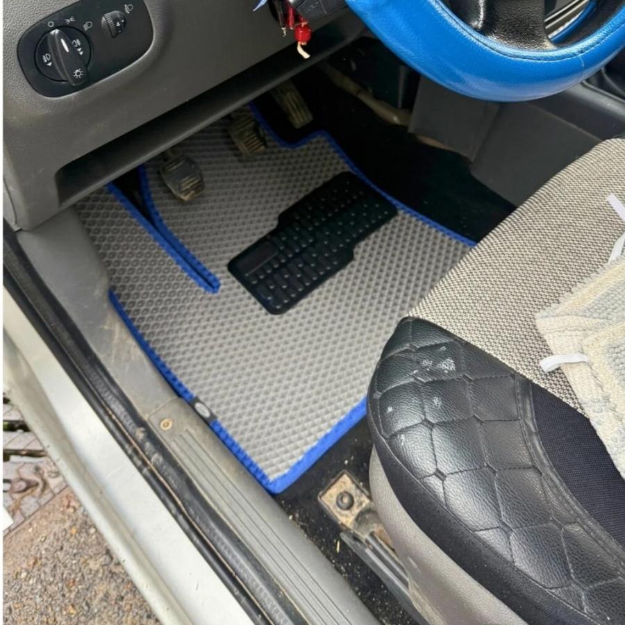 Ford Connect 2002 - 2013 Kasa Akıllı Premium Eva Oto Paspas (Aksesuarlar Fiyata Dahil Değildir)