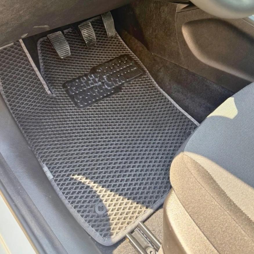 Fiat Egea Sedan Kasa Akıllı Premium Eva Oto Paspas (Aksesuarlar Fiyata Dahil Değildir)