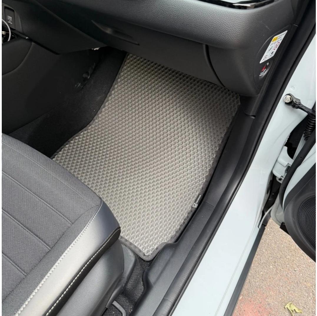 Honda Jazz Hybrid 2020+ Akıllı Premium Eva Oto Paspas (Aksesuarlar Fiyata Dahil Değildir)